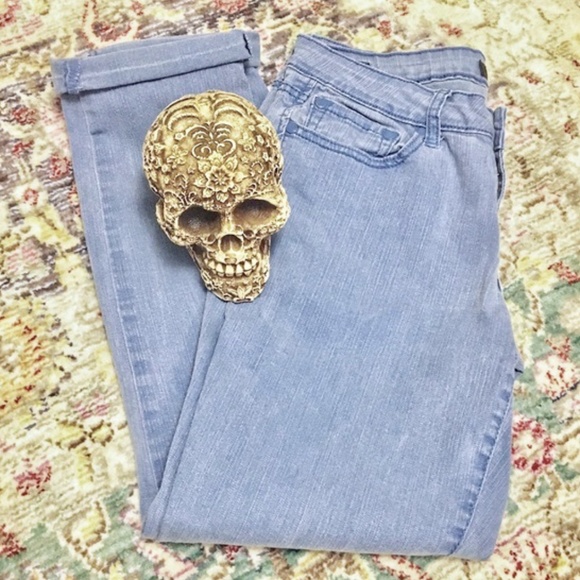 Jessica Simpson Cropped Blue Skinny Jeans - Picture 2 of 6